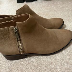 Brown Chelsea boots